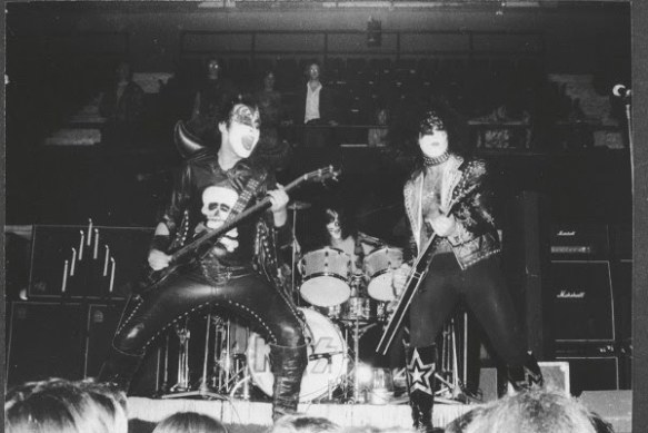 Kiss-Live-1973