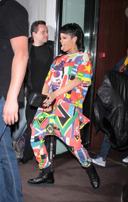 104525PCN_HRihanna04-419x657