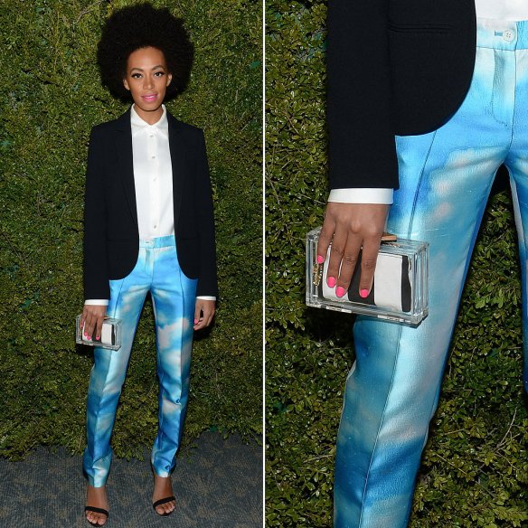 Solange-Knowles-accented-her-cloud-print-pants-Alice-Olivia