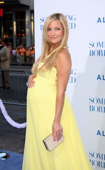 pregnant_celebrities_6